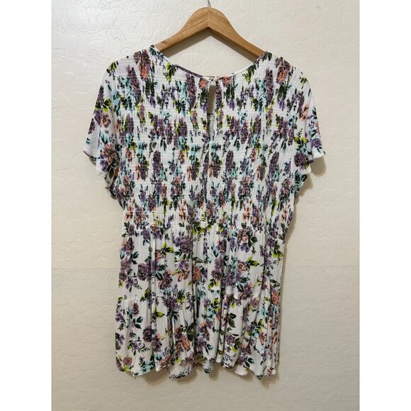 Torrid Womans Floral Smocked Top Size 3X Bloomcore Beachy Tropical Travel Vacay - Picture 3 of 11